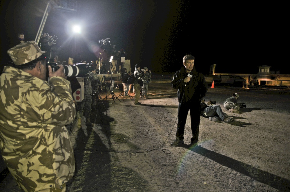 Last troops out of Iraq