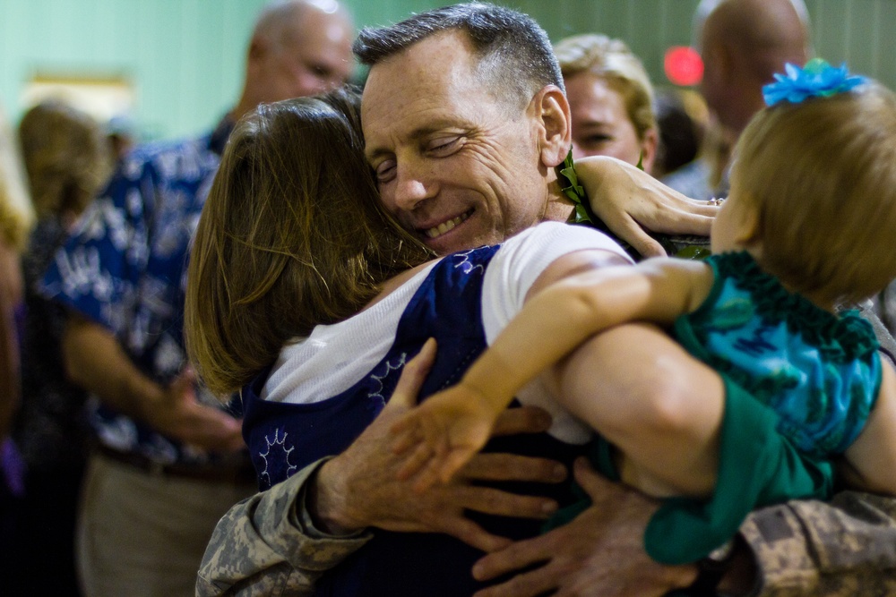 25th ID Headquarters, the last division headquarters under US forces in Iraq returns home