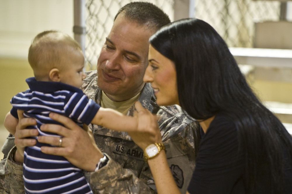 25th ID Headquarters, the last division headquarters under US forces in Iraq returns home