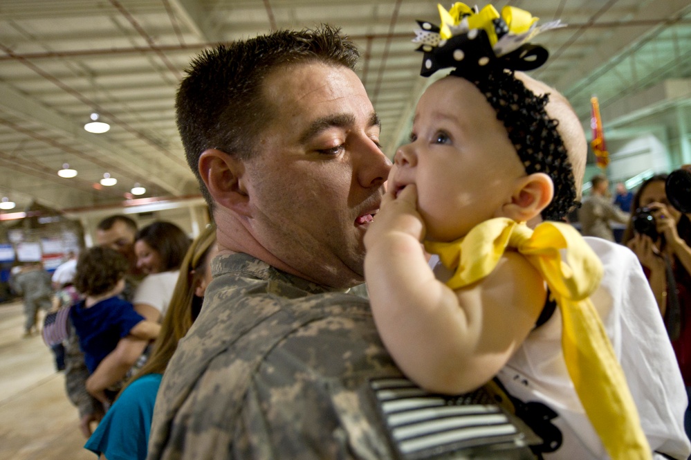 25th ID Headquarters, the last division headquarters under US forces in Iraq returns home