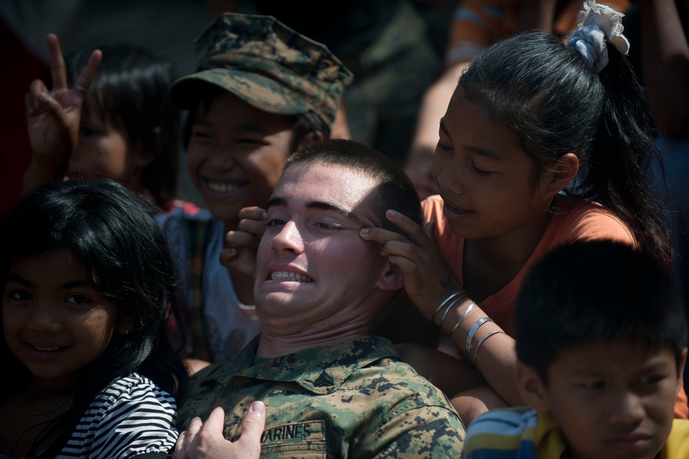 11th Marine Expeditionary Unit Marines conduct community service event in Cambodia