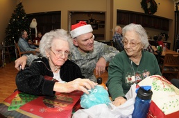 Guard volunteers show appreciation at veterans home