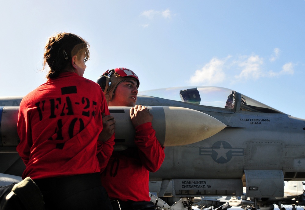 USS Carl Vinson flight deck action