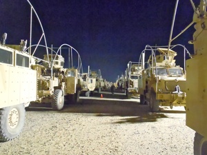 CSM Kelley talks to his soldiers before leaving Iraq