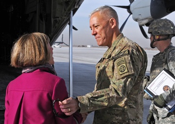 Maj. Gen. Jim Huggins greets wife of chairman of the Joint Chiefs of Staff