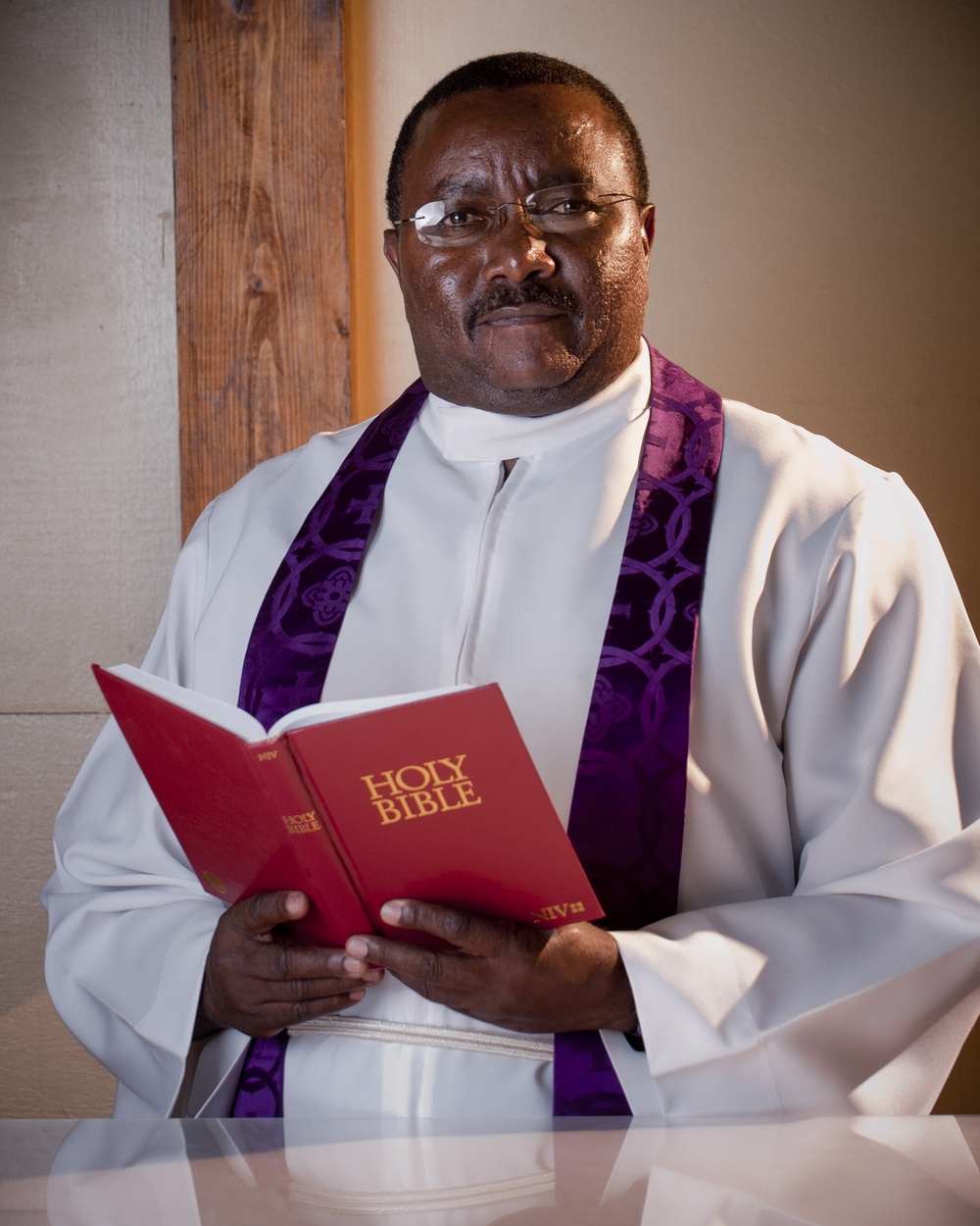 Speaking to Mountains: Kenyan chaplain visits Camp Lemonnier