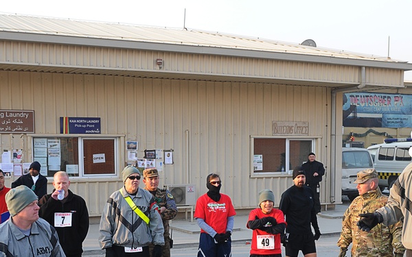 IJC Santa Runs Tacoma 5K