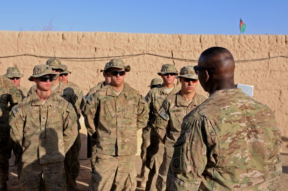 Command Sgt. Maj. Lambert meets with soldiers on Christmas