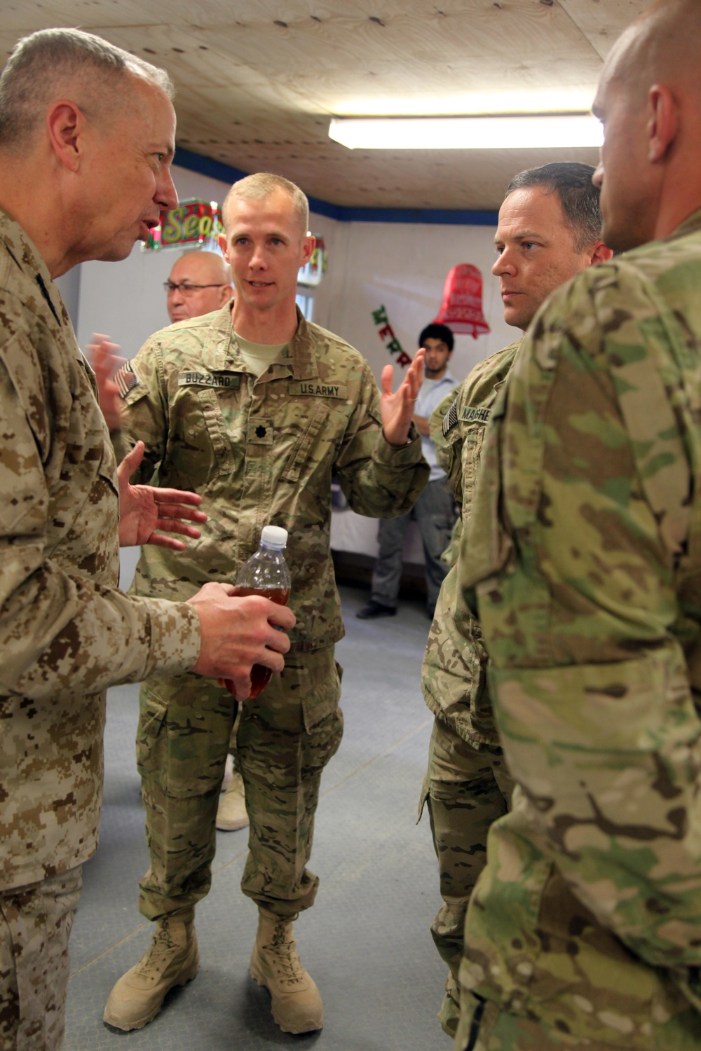 ISAF commander visits soldiers in Balkh