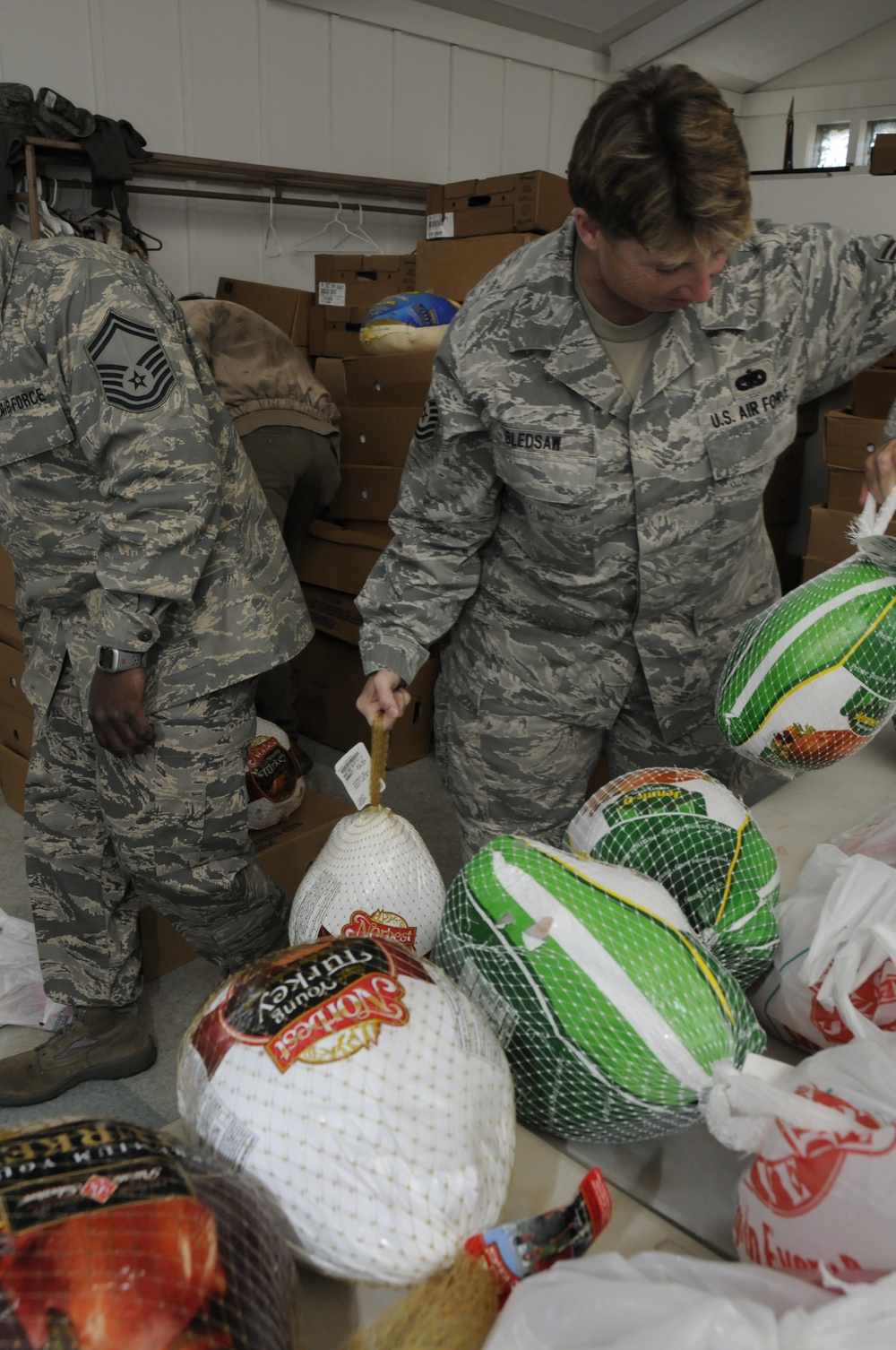 Nevada Air National Guard helps holiday community