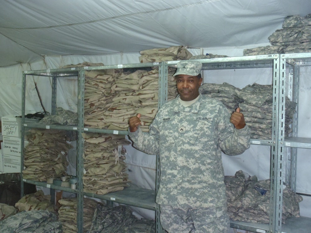 Camp AJ uniform pogram saves soldiers and the Army money