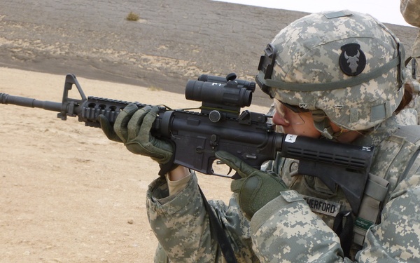 Kuwait and Minnesota National Guard soldiers train together