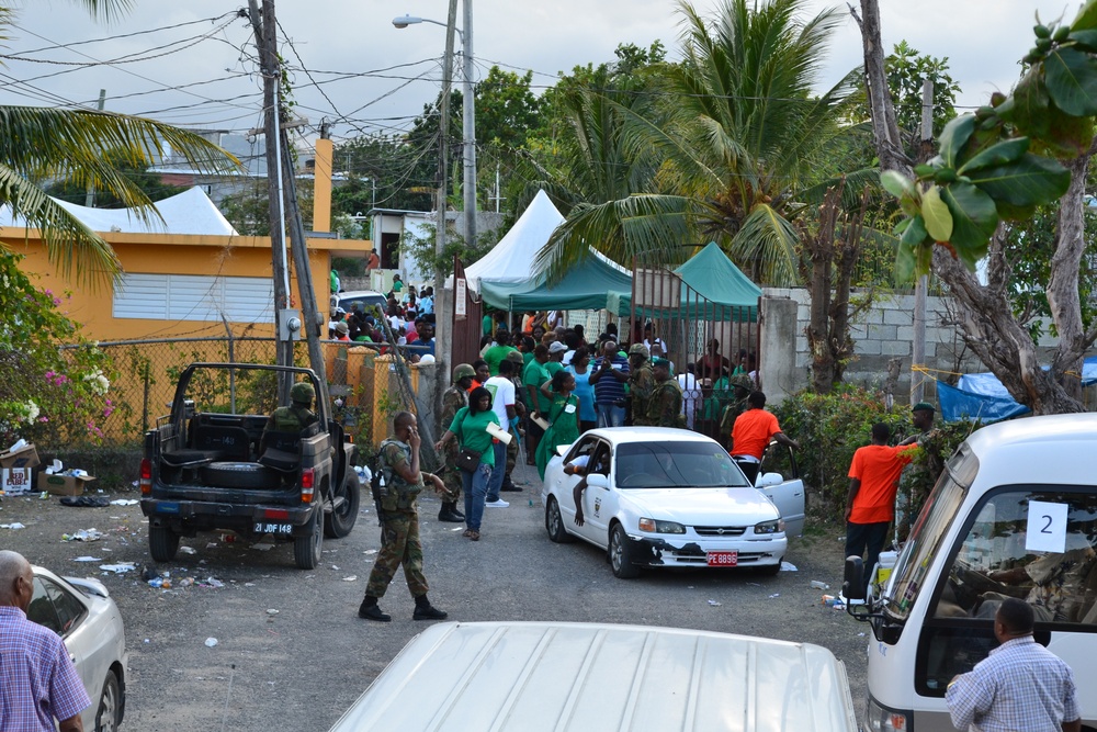 Jamaican military, authorities minimize confusion at the polls