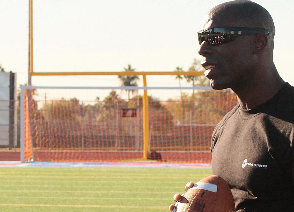 Former college running back and current Marine talks football with Semper Fidelis All-Americans