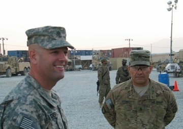 Senior Guard leader pays surprise visit to colleagues in Afghanistan
