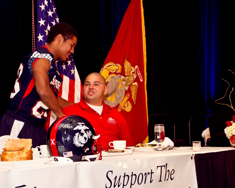 Semper Fidelis All-Americans attend awards banquet