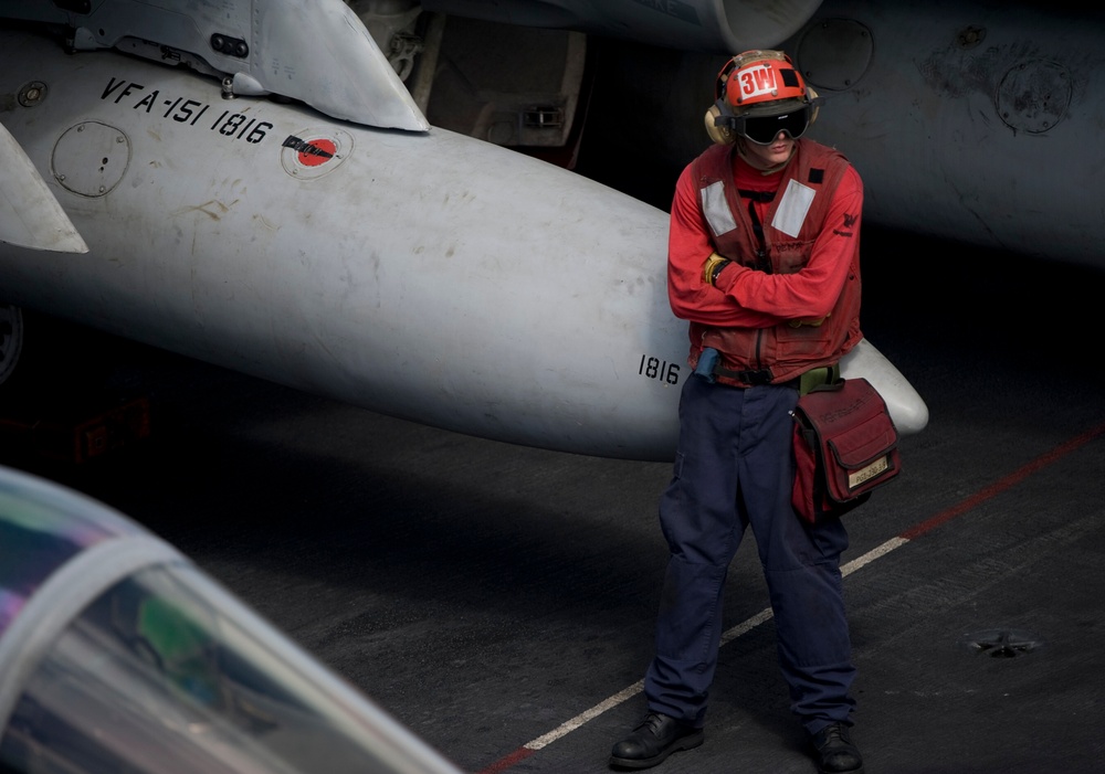 USS Abraham Lincoln action