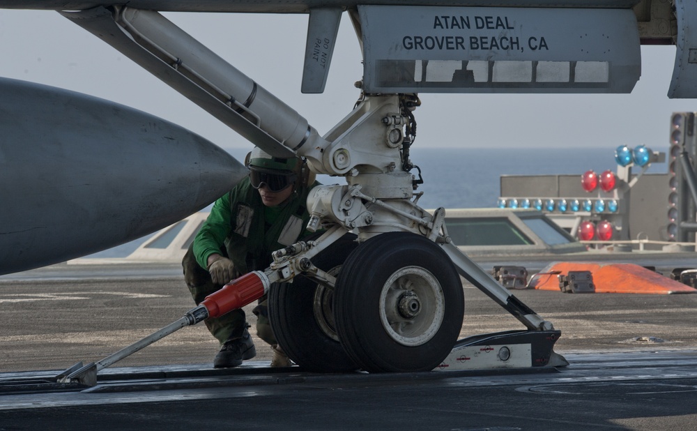 USS John C. Stennis hangar bay