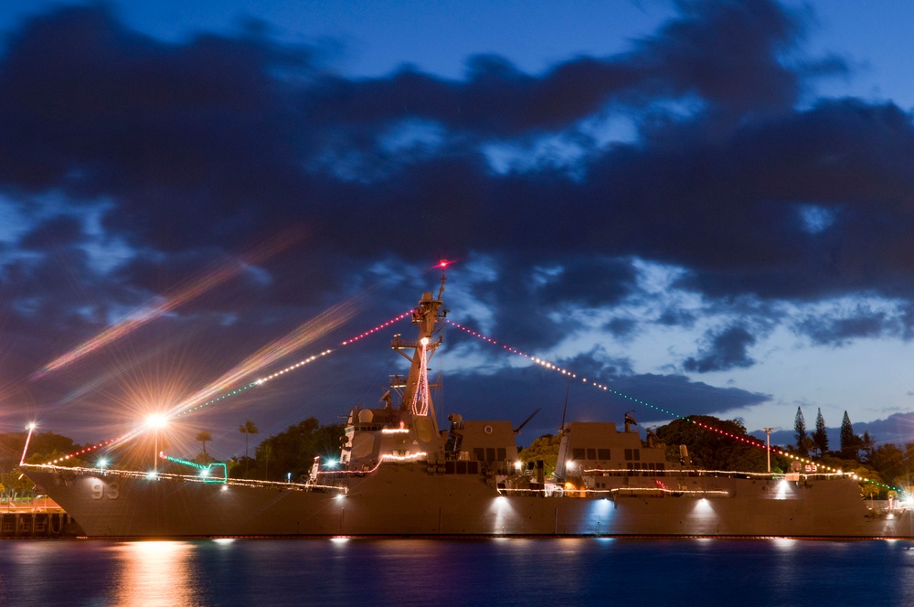 USS Chung-Hoon lights up the night sky