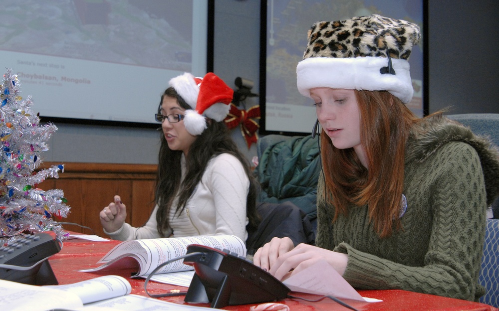 NORAD Tracks Santa 2011