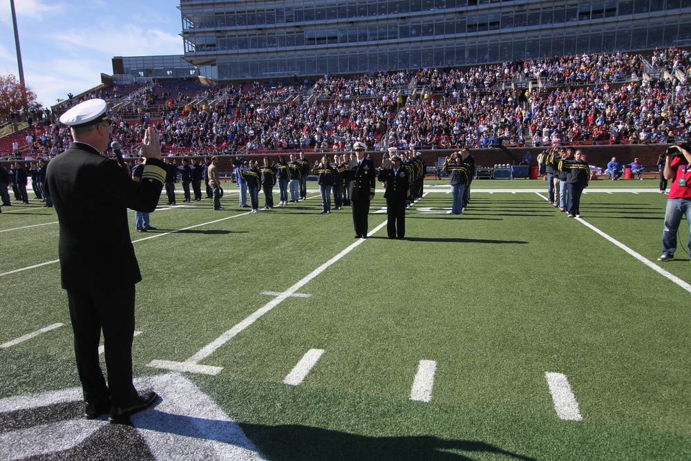 Halftime at 2011 Bell Helicopter Armed Forces Bowl