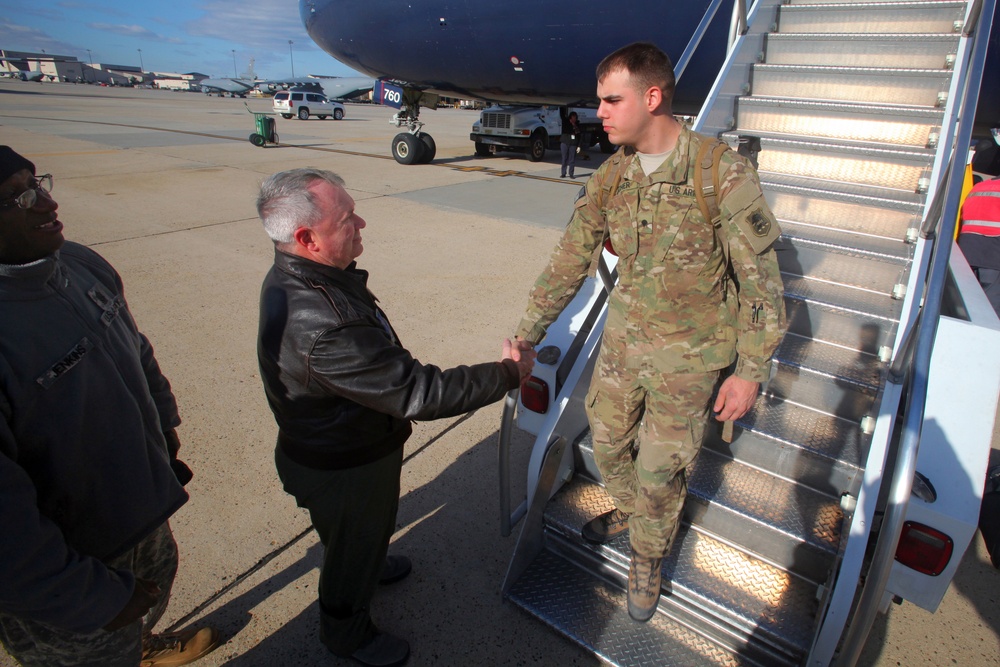 119th soldiers reunited with families