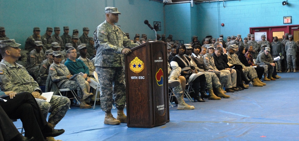 19th Expeditionary Sustainment Command gets new command sergeant major
