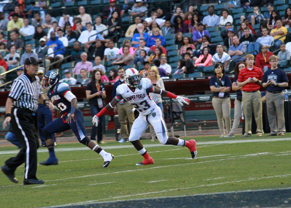 No. 23 D.J. Sigleton / No. 20 Justin Ferguson