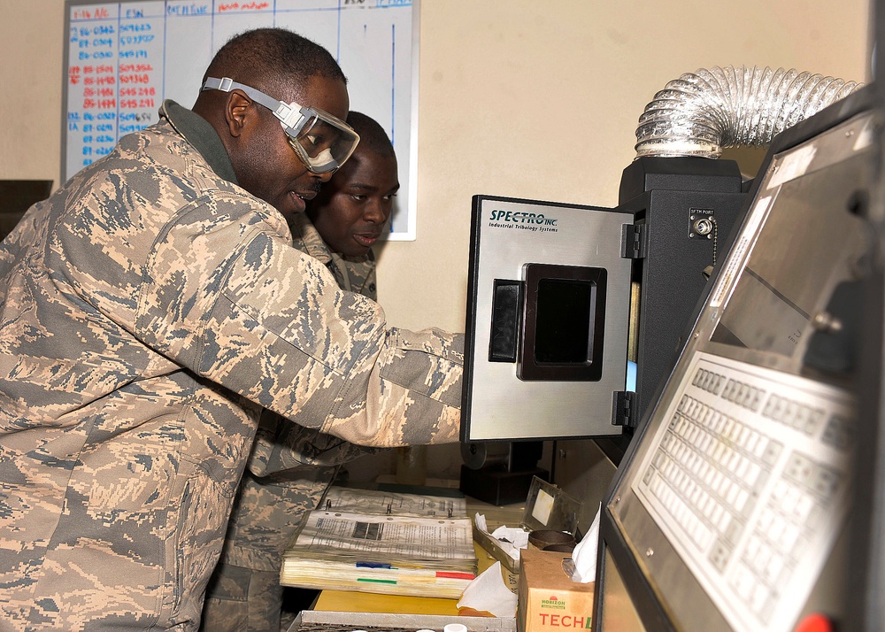 Gen. Robersons morale visit to the 455th EMXS