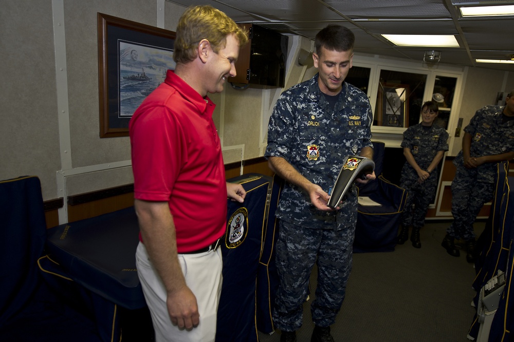 Former U.S. Navy lieutenant turned PGA professional Billy Hurley III visits the USS Chung-Hoon