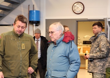 US ambassador, MFE Marines tour supply caves in Norway