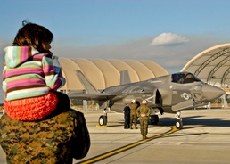 Marine F-35B arrives at Eglin
