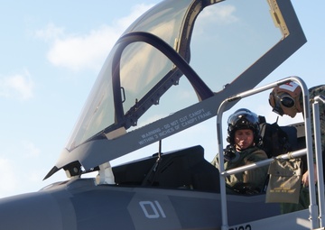 Lightning strikes twice for 2nd MAW: Marine Corps welcomes first F-35B aircraft to its fleet
