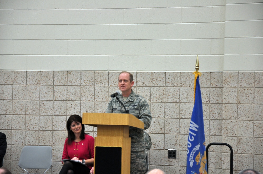 Joint forces reserve center opens