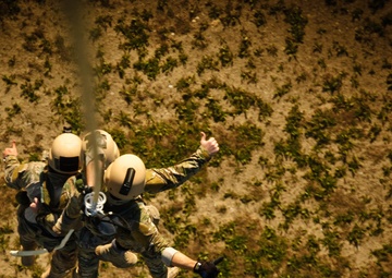 Rope suspension training in Rota, Spain