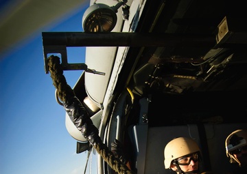 Rope suspension training in Rota, Spain