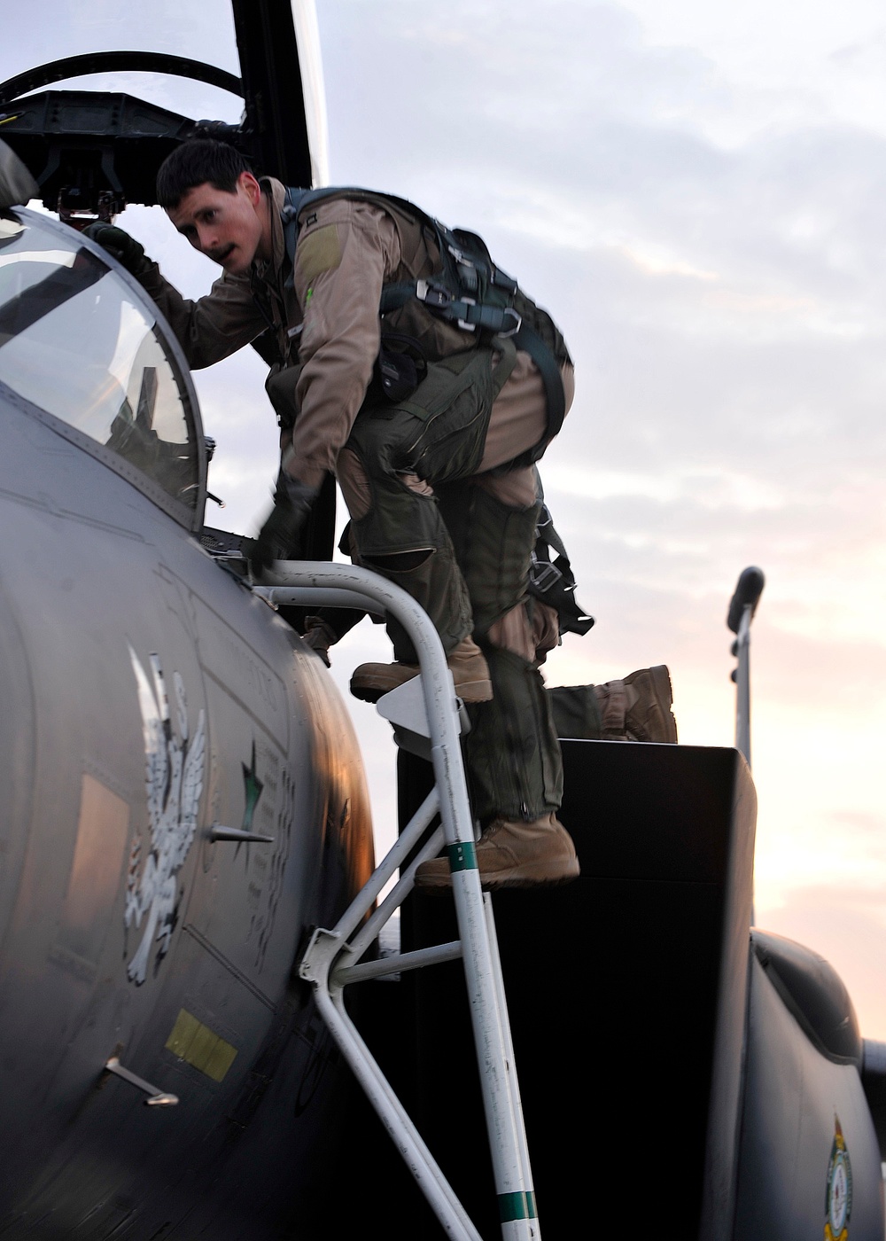 F-15E Strike Eagle reaches 10,000 logged flying hours