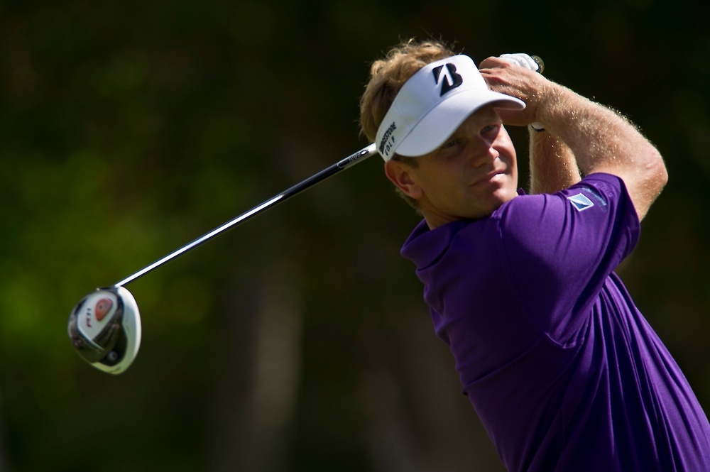 Former US Navy lieutenant turned PGA pro Billy Hurley III makes the cut at the 2012 Sony Open