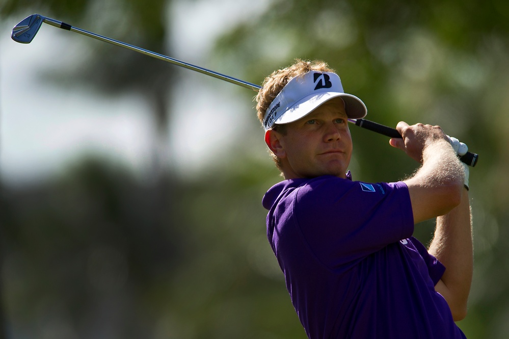 Former US Navy lieutenant turned PGA pro Billy Hurley III makes the cut at the 2012 Sony Open