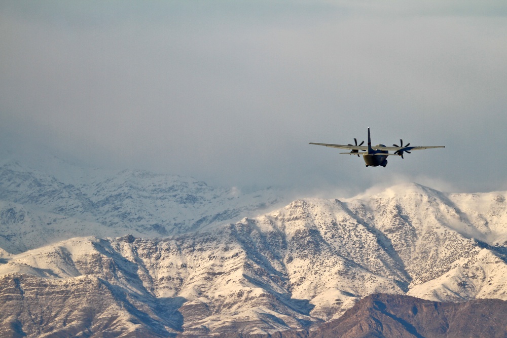 Air Force Spartan lifts off