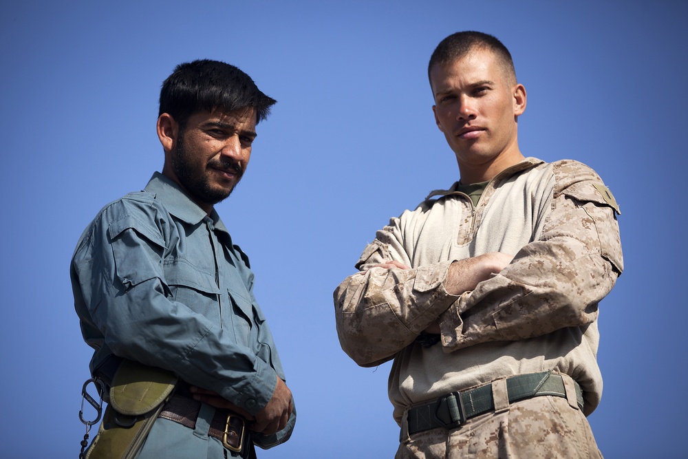 Marine infantrymen mentor Afghan police force in Garmsir