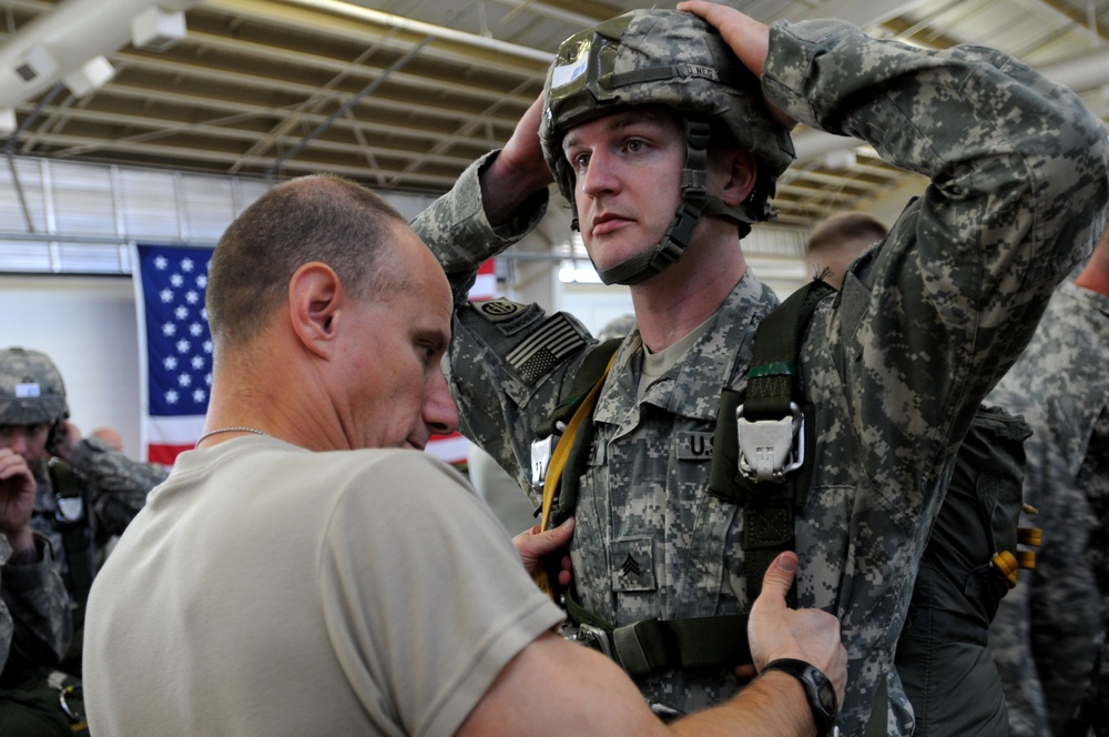 Falcon Brigade paratroopers conduct first airborne operations after returning home from deployment