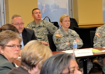 Division commander leaves Music City in tune with Nashville District's 'people'