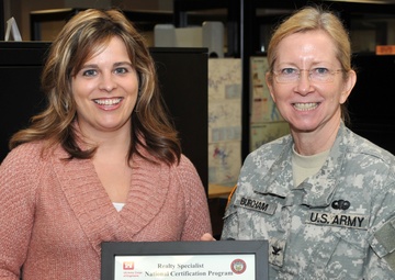 Division commander leaves Music City in tune with Nashville District's 'people'