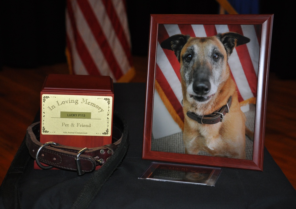 Memorial service held for military working dog at Fairchild