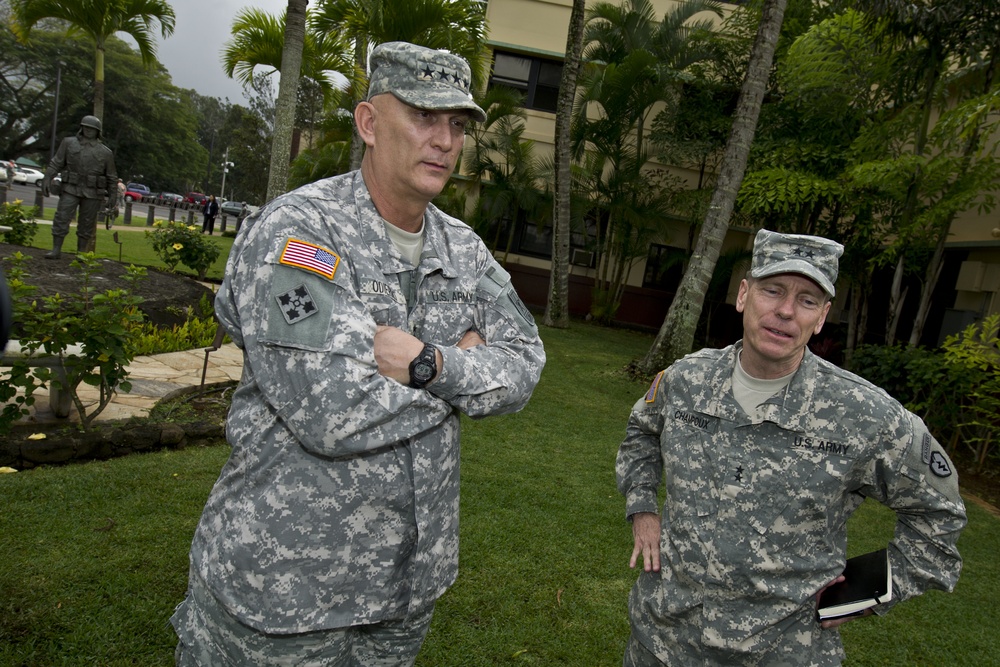 US Army Chief of Staff Gen. Raymond T. Odierno visits Schofield Army Barracks