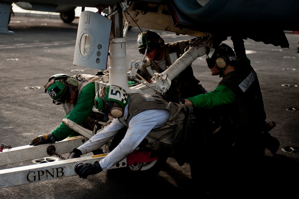 USS John C. Stennis action