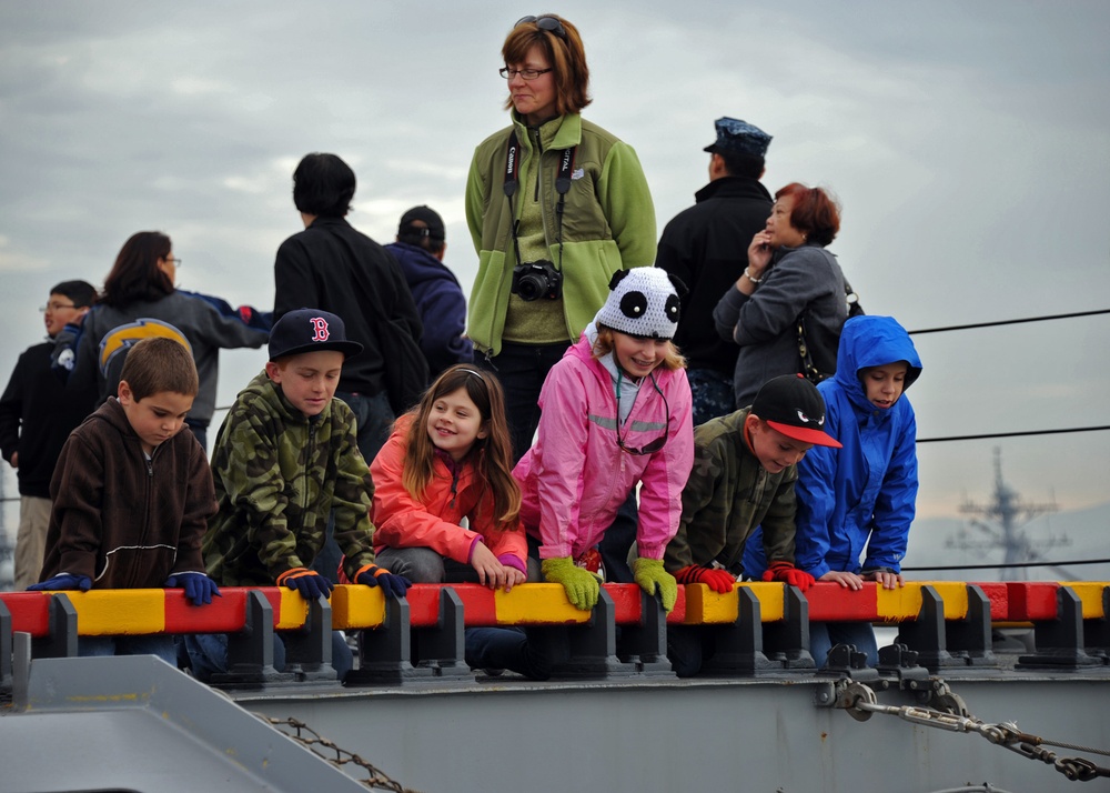 USS Bonhomme Richard friends and family day cruise