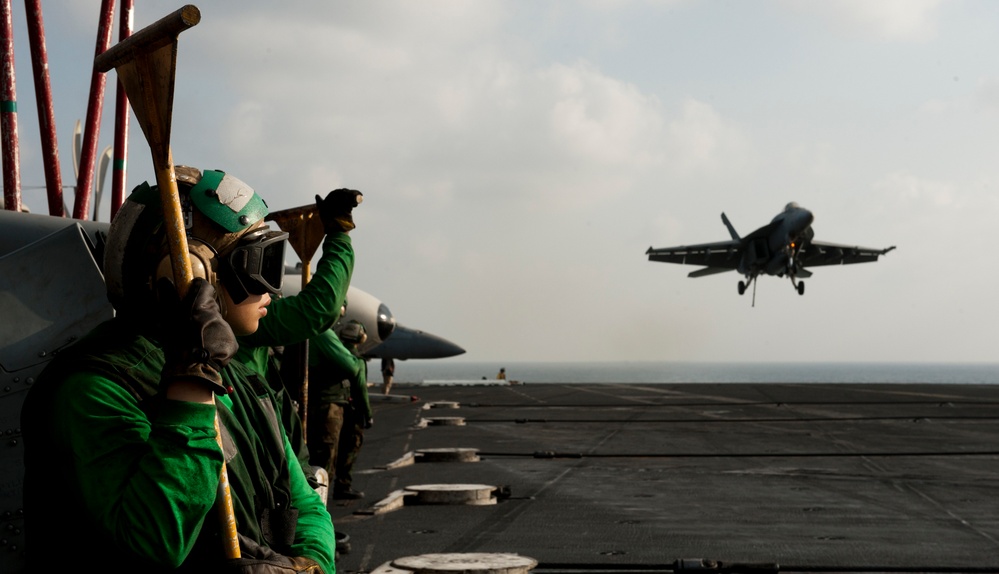 USS John C. Stennis flight deck