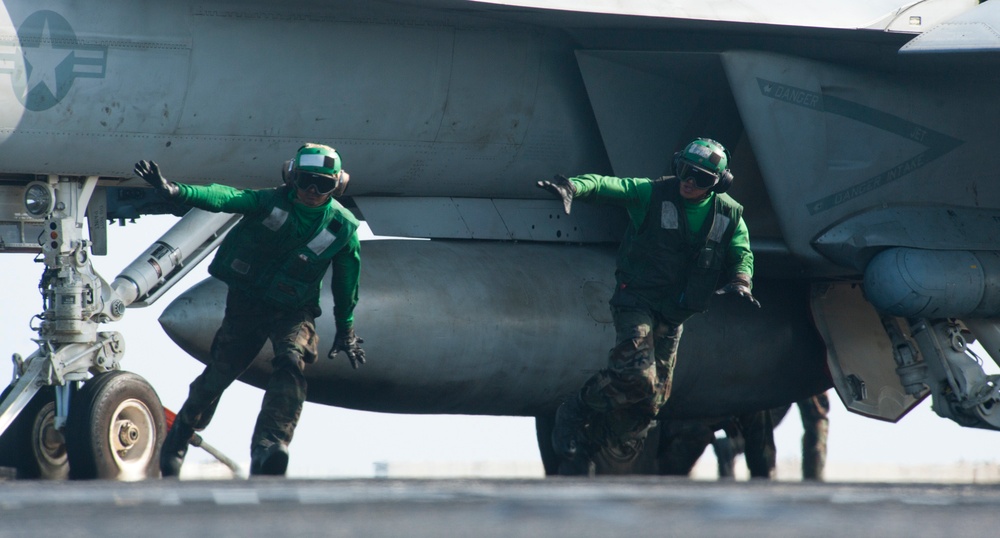 USS John C. Stennis flight deck